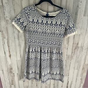 Isani For Target Blue Geometric Patterned Fit &‎ Flare Dress